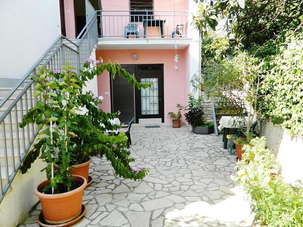 Gostinjska kuća Mirijana Vinogradska 3*